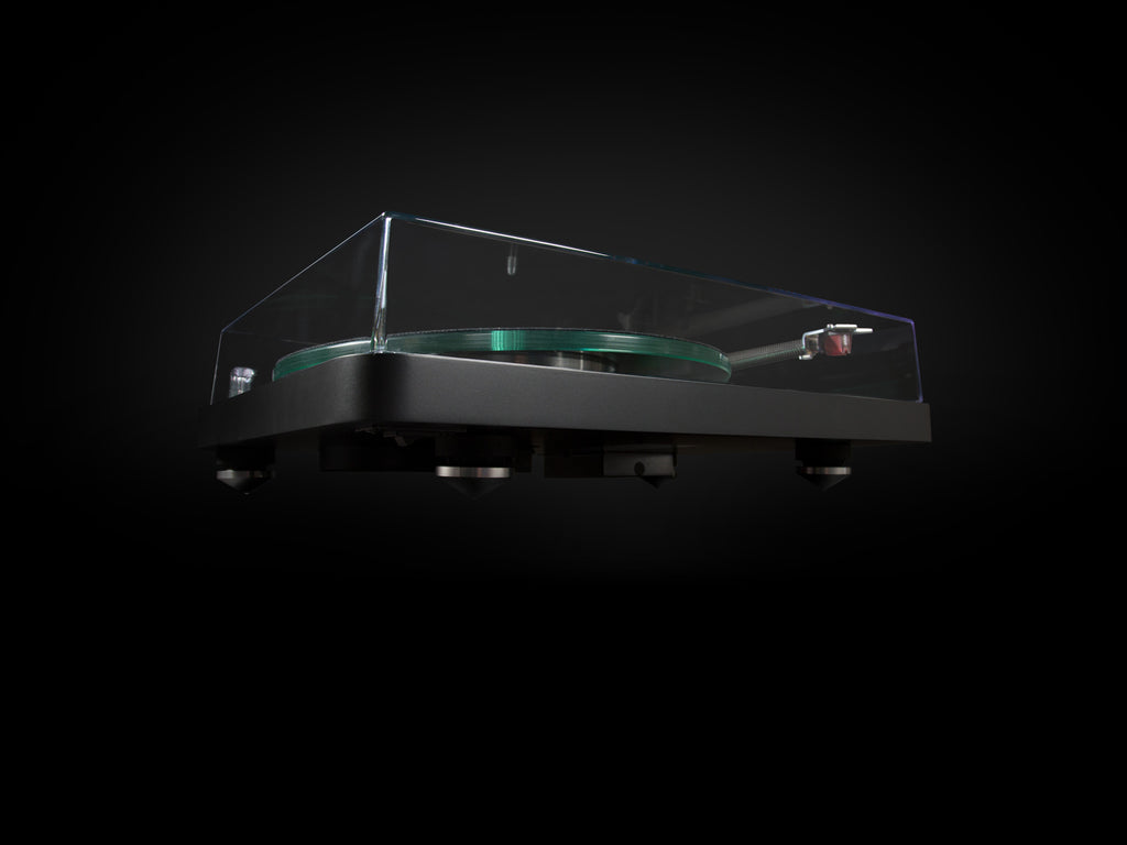 NAD C 588 Turntable